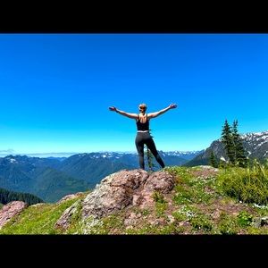 Meet your Posher, Dolores